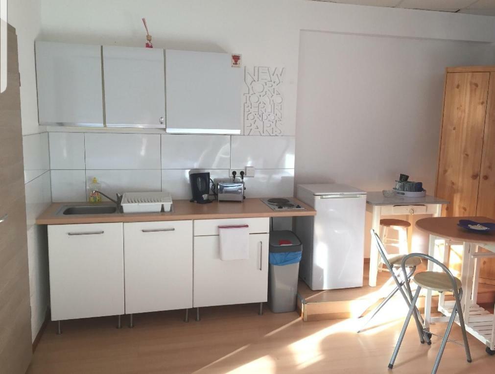 Apartment Fuer Monteure Nr 1 Kassel Bagian luar foto